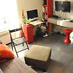 Lovely Bright Apartment Near Republique